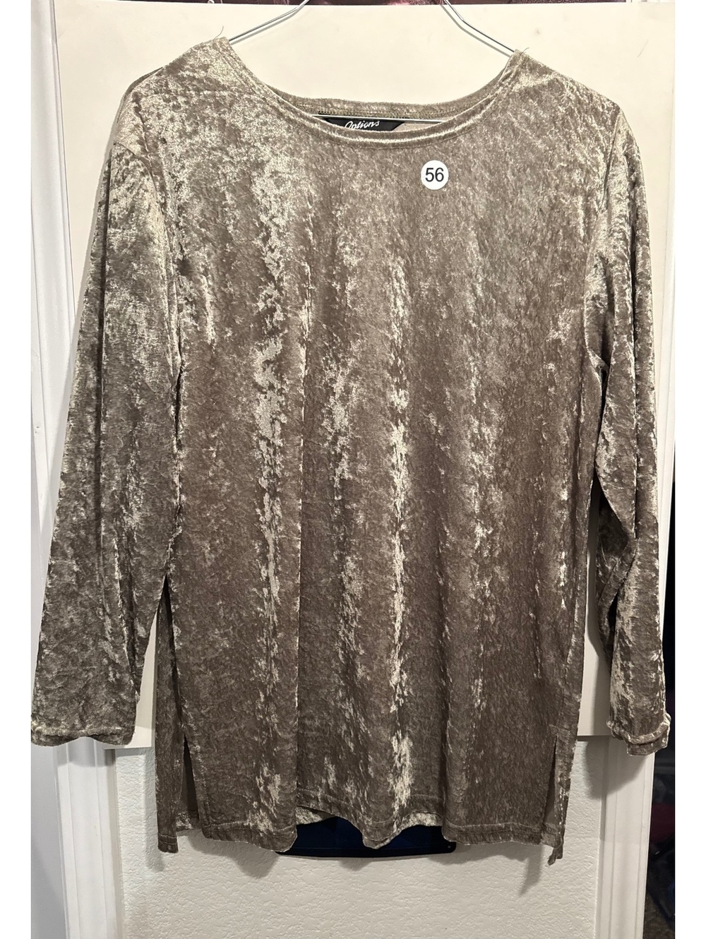 Crushed velvet long sleeve top taupe